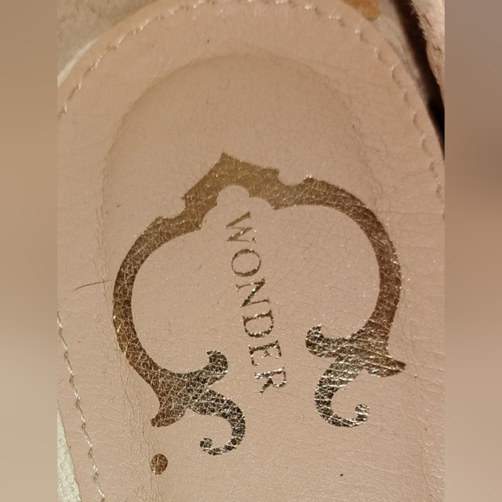 BEE HAPPY LINEN FLATS - Picture 8 of 9